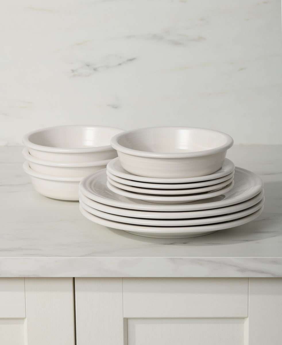 Classic Rim 12-Piece Dinnerware Set. Service for 4 - Image 2