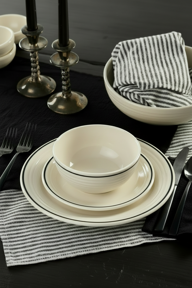 Black Band Classic Rim 7 1/4 Inch Salad Plate - Image 4