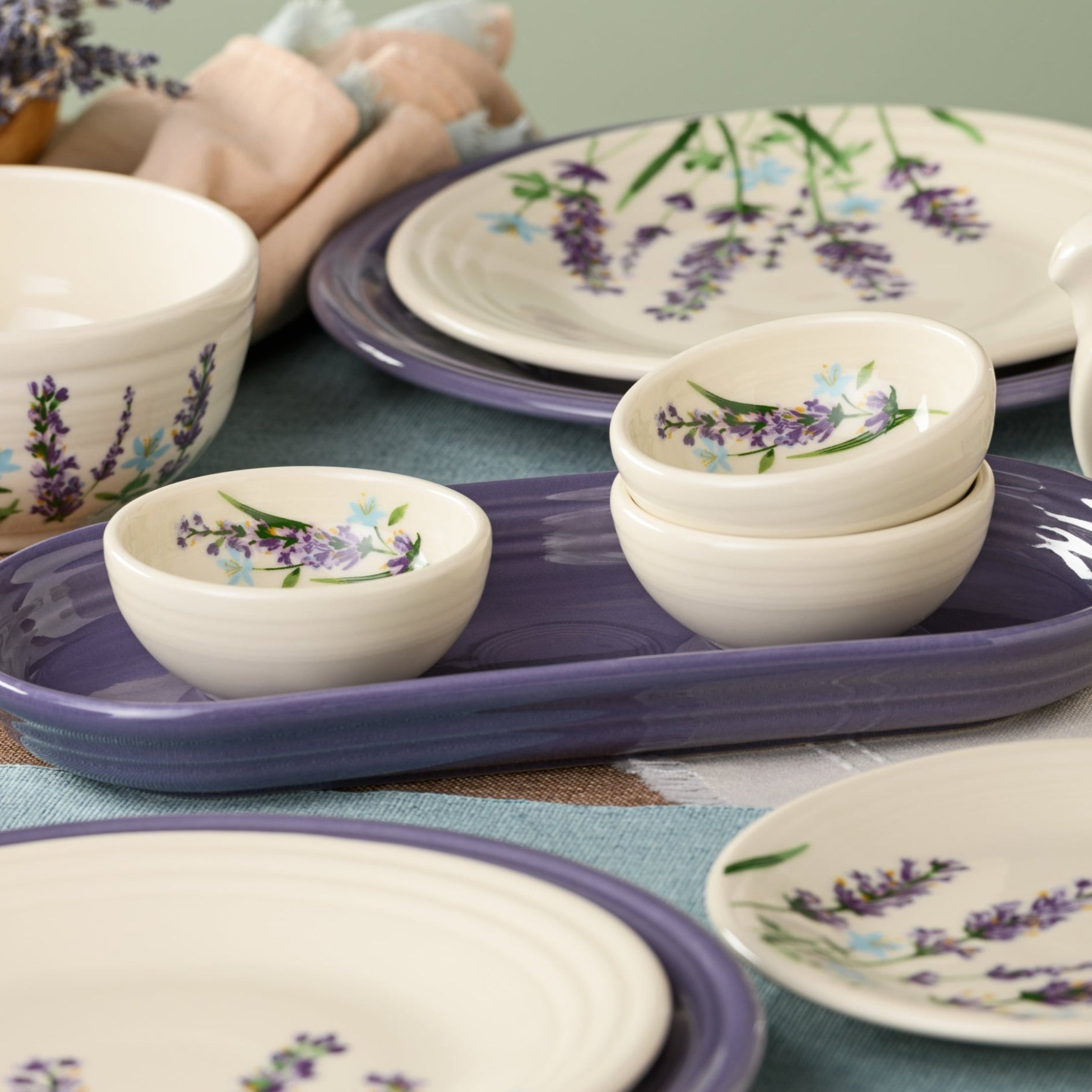 Lavender 11 7/8 Inch Oblong Serving Platter - Image 3