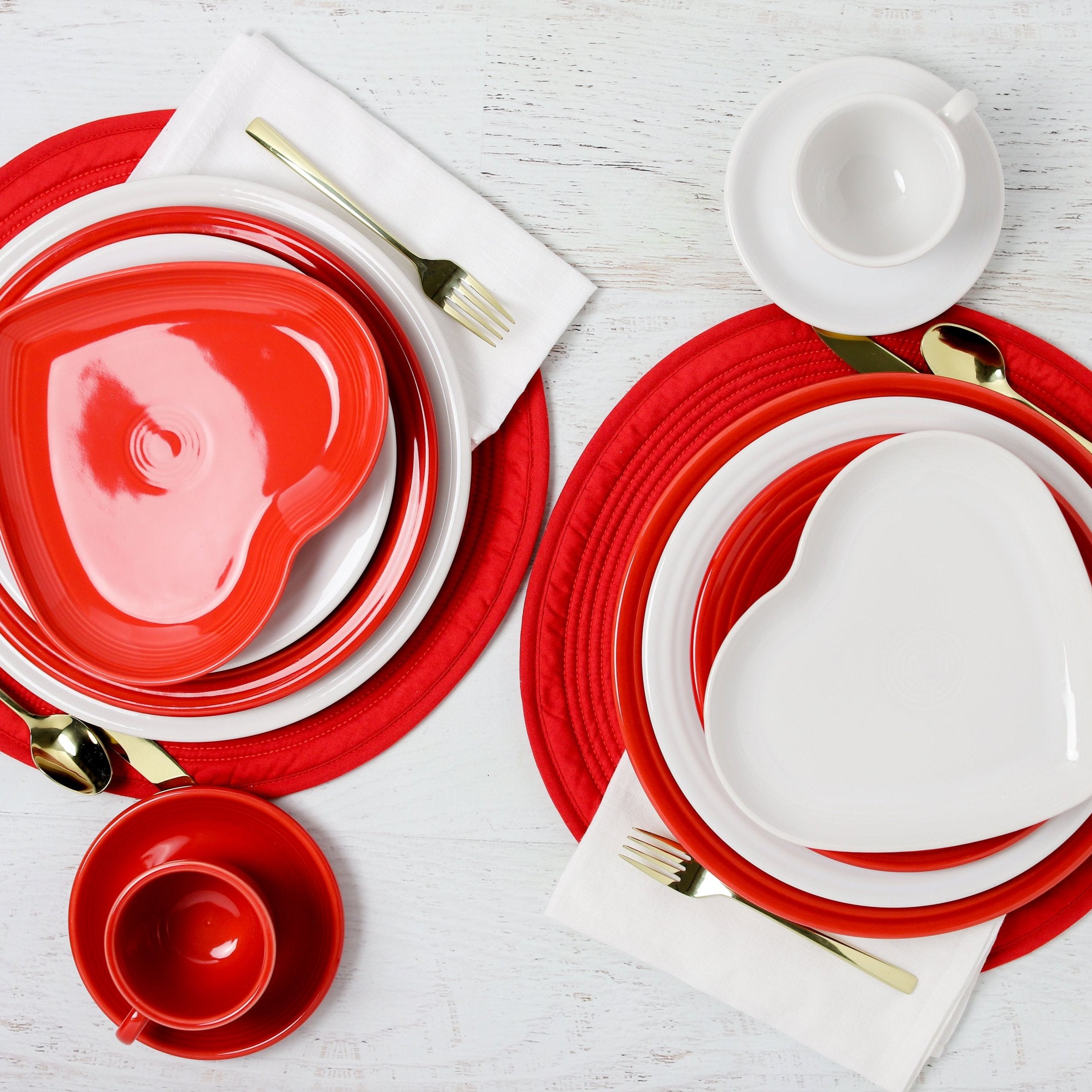 Retired Fiesta 9 Inch Heart Shaped Plate - Image 3